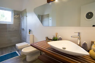 Bathroom with Tub